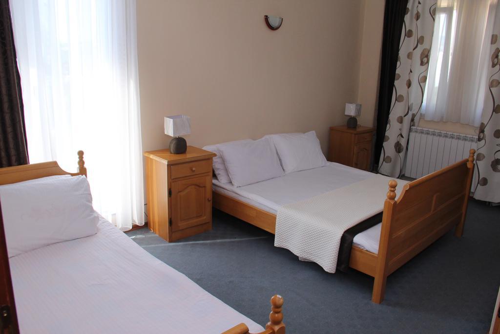 Europa Motel Сараево Екстериор снимка